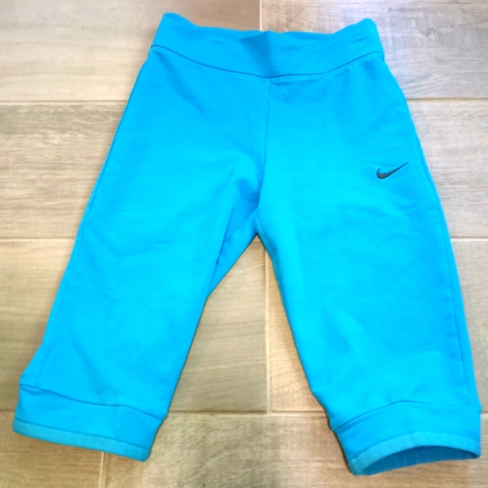 Blue size S nike capris